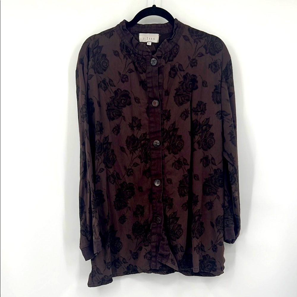 Vintage j Jill floral design button long sleeve top